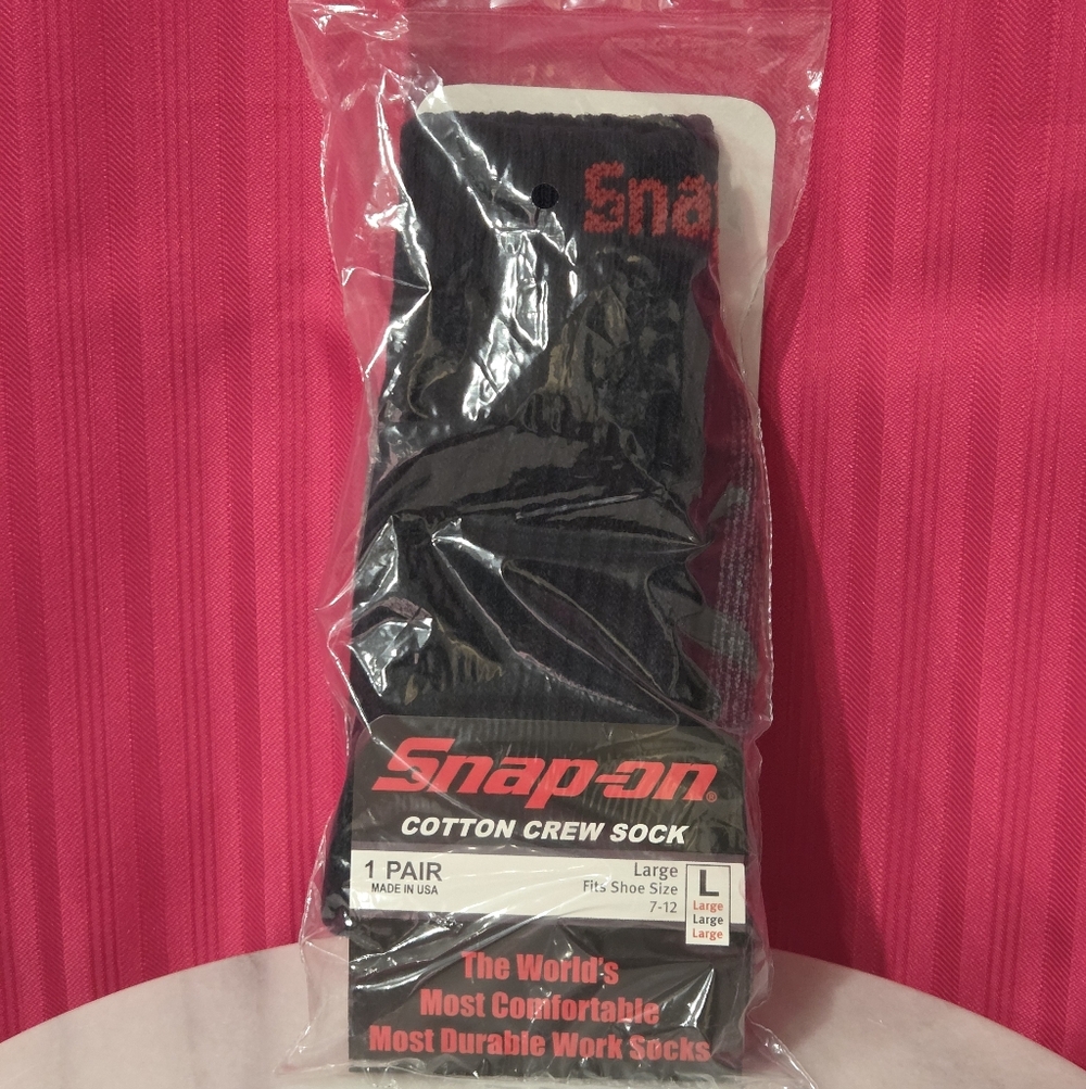 Snap on crew socks